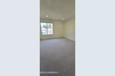 89 Greenwood Drive, Freehold, NJ 07728 - Photo 13