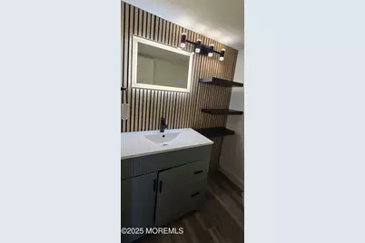 89 Greenwood Drive, Freehold, NJ 07728 - Photo 9