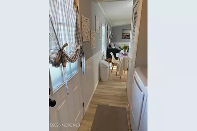 31 Sams Trailer Ct Court, Hazlet Township, NJ 07730 - Photo 9