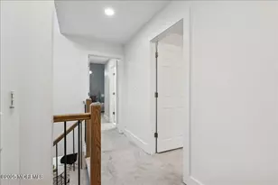 18 Oak Knl Dr, Matawan, NJ 07747 - Photo 19