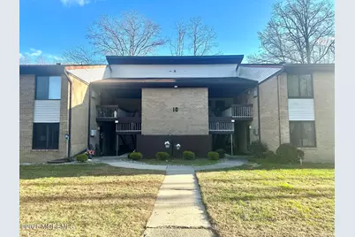 10 Pine Cluster Circle #E, Manalapan Township, NJ 07726 - Photo 1