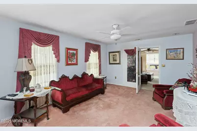 102 Carriage Hill Court, Columbus, NJ 08022 - Photo 11