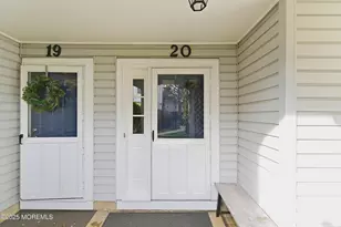 20 Tulip Ln, Freehold, NJ 07728 - Photo 5