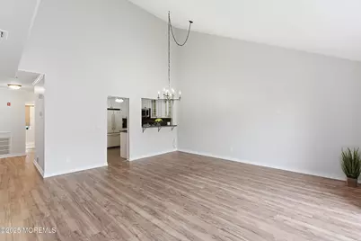 20 Tulip Lane, Freehold, NJ 07728 - Photo 11