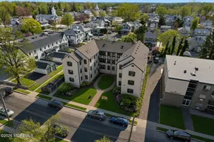 17 Leroy Pl, Red Bank, NJ 07701 - Photo 3