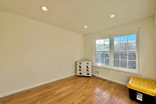 1 Gwizdak Ct, Sayreville, NJ 08879 - Photo 15