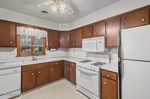 6 Stanford Dr, Toms River Township, NJ 08757 - Photo 9