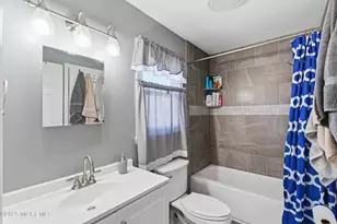 28 Bayberry Ct, Howell Township, NJ 07731 - Photo 17