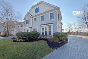31 Skimmer Ln, Port Monmouth, NJ 07758 - Photo 1