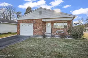 39 Fontana St, Toms River Township, NJ 08757 - Photo 3