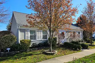 663 Yorktown Ln, Monroe Township, NJ 08831 - Photo 3