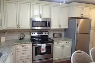 5 Mayflower Ct, Whiting, NJ 08759 - Photo 5