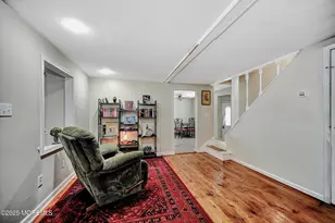 618 Chesterfield Arneytown Rd, Chesterfield Township, NJ 08515 - Photo 5