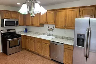 27 Barn Swallow Blvd, Marlboro Township, NJ 07746 - Photo 7