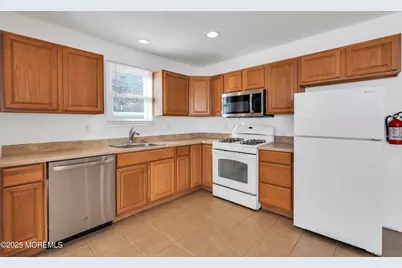 315 Elizabeth Avenue, Toms River Township, NJ 08757 - Photo 11