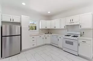 36 N Main St, Marlboro Township, NJ 07746 - Photo 7