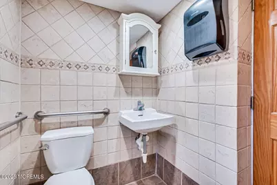 27 N Main Street, Marlboro Township, NJ 07746 - Photo 11