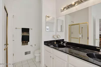 24 Shadow Creek Court, Jackson, NJ 08527 - Photo 13