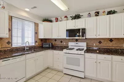 24 Shadow Creek Court, Jackson, NJ 08527 - Photo 5