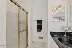 24 Shadow Creek Ct, Jackson, NJ 08527 - Photo 15