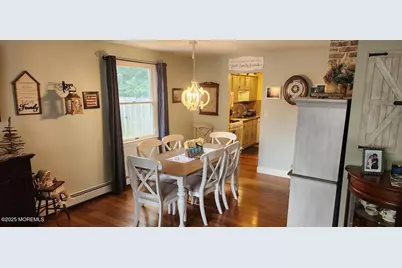 105 Menlow Court, Toms River Township, NJ 08755 - Photo 9