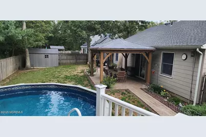 105 Menlow Court, Toms River Township, NJ 08755 - Photo 3