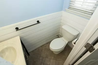 60 County Road #21, Aberdeen Township, NJ 07721 - Photo 9