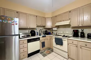 111 Amberly Dr, Manalapan Township, NJ 07726 - Photo 5