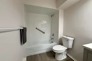 111 Amberly Dr, Manalapan Township, NJ 07726 - Photo 11