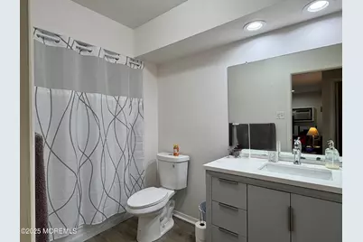 111 Amberly Drive #H, Manalapan Township, NJ 07726 - Photo 9