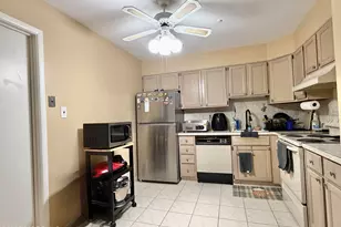 111 Amberly Dr, Manalapan Township, NJ 07726 - Photo 7