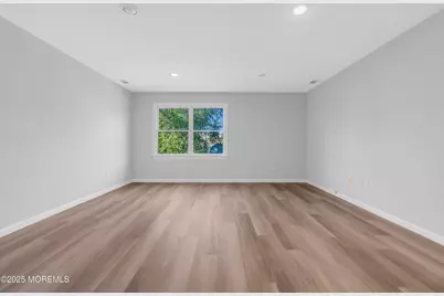 213 Main Street #17, Keansburg, NJ 07734 - Photo 5