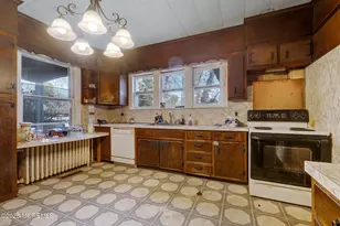 333 Broad St, Eatontown, NJ 07724 - Photo 17