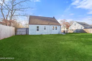 22 Oak Ridge Pkwy, Toms River Township, NJ 08755 - Photo 25