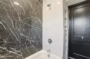 22 Oak Ridge Pkwy, Toms River Township, NJ 08755 - Photo 15