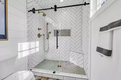 118 Beacon Boulevard, Sea Girt, NJ 08750 - Photo 25