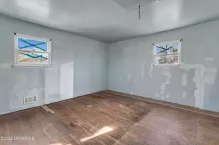 975 S Concourse, Keyport, NJ 07735 - Photo 31