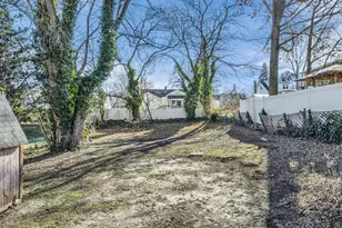 975 S Concourse, Keyport, NJ 07735 - Photo 9