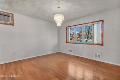 975 S Concourse, Keyport, NJ 07735 - Photo 15