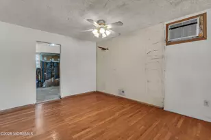 975 S Concourse, Keyport, NJ 07735 - Photo 19