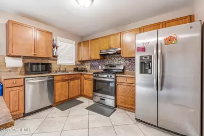 207 Delaware Avenue, Cliffwood, NJ 07735 - Photo 7