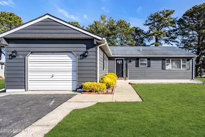 9 Gramercy Court, Toms River Township, NJ 08757 - Photo 3