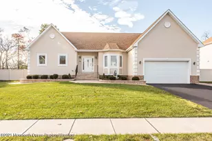 12 Cindy Ct, Howell Township, NJ 07731 - Photo 3