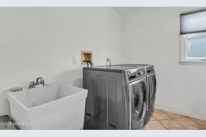 890 Roundtree Drive, Toms River Township, NJ 08753 - Photo 17