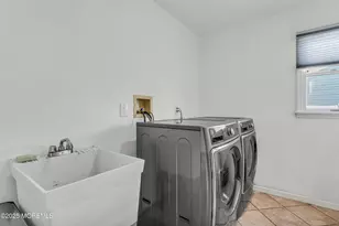 890 Roundtree Dr, Toms River Township, NJ 08753 - Photo 17