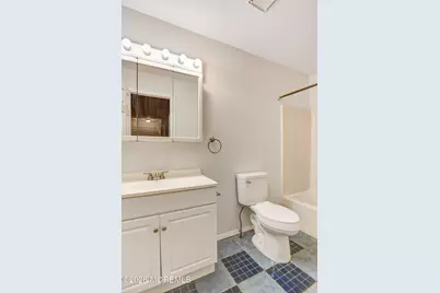 213 Main Street #4, Keansburg, NJ 07734 - Photo 29