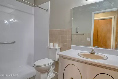 11 Mohican Lane #B, Whiting, NJ 08759 - Photo 9