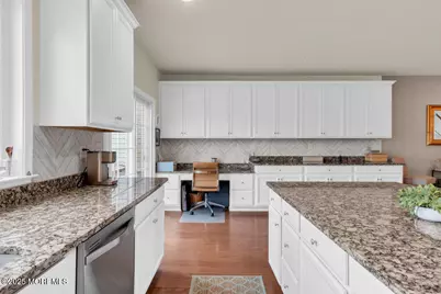 24 Lighthouse Pt Road, Highlands, NJ 07732 - Photo 29