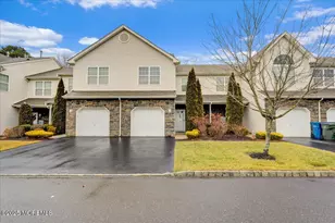 28 Santa Rosa Ln, Tinton Falls, NJ 07753 - Photo 1