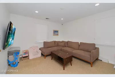 209 Woodcrest Road, Oakhurst, NJ 07755 - Photo 25